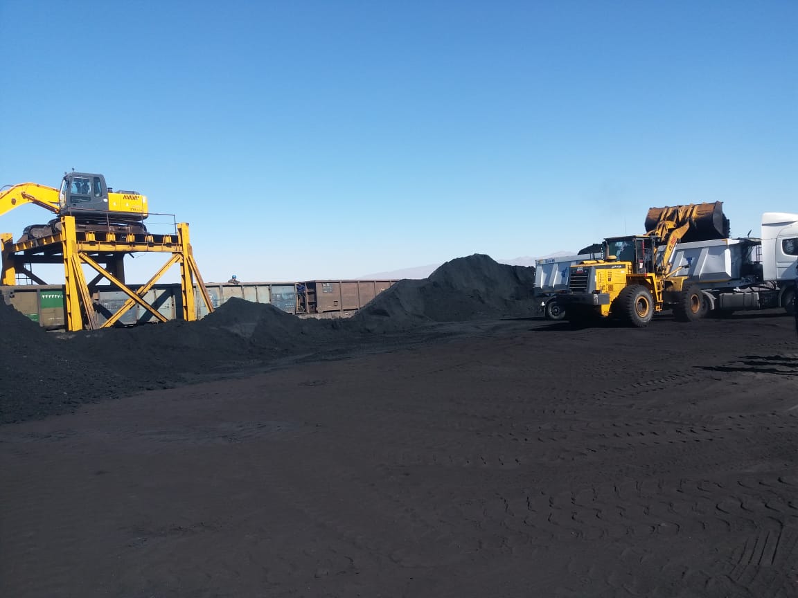 حمل مواد معدنی ریلی